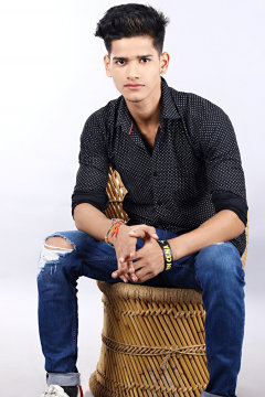 Bhaskar Sharma - Model in Delhi | www.dazzlerr.com