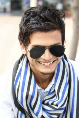 Jyotish Thakur - Model in Delhi | www.dazzlerr.com