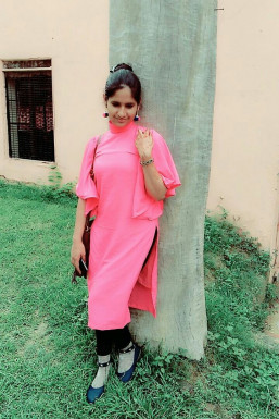 Rachna Parashar - Model in Delhi | www.dazzlerr.com