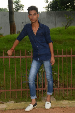 Awanish Kumar - Model in Delhi | www.dazzlerr.com