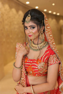 
Madhusree Nandi - Model in Delhi | www.dazzlerr.com
