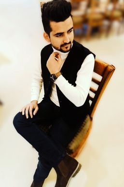 Tohid Ansari - Model in  | www.dazzlerr.com