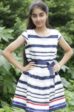 
Avika R Malhotra - Model in Delhi | www.dazzlerr.com