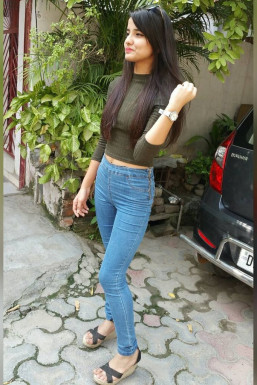 Kiran Mehra - Model in Delhi | www.dazzlerr.com