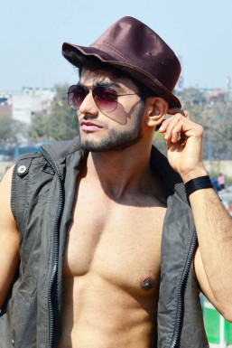 Arjun Verma - Model in Delhi | www.dazzlerr.com