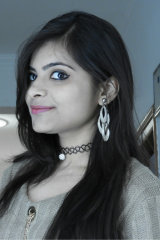 
Akanksha Sagar - Model in Delhi | www.dazzlerr.com