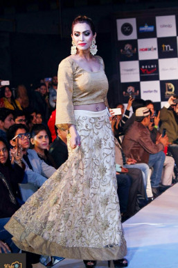 Chitra Shakya - Model in Mumbai | www.dazzlerr.com