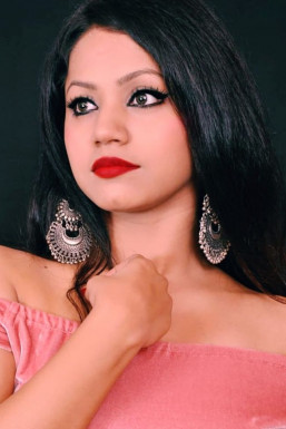 Sonam Mansoori - Model in Delhi | www.dazzlerr.com