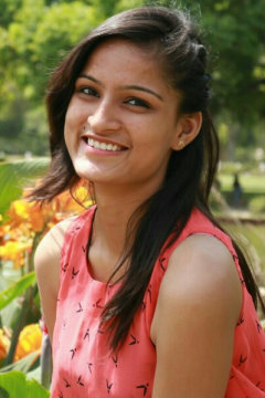 
Shivani - Model in Delhi | www.dazzlerr.com