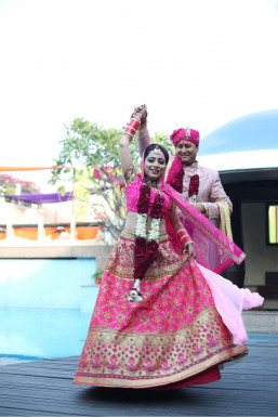 
Rishi Raj - Photographer in Delhi | www.dazzlerr.com