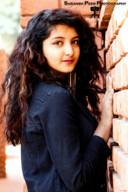 Saransh Peer - Photographer in Delhi | www.dazzlerr.com