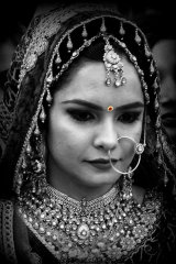 
Abhishek Chatterjee - Photographer in Delhi | www.dazzlerr.com