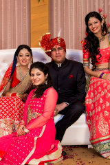 
Parvej Ansari - Photographer in Delhi | www.dazzlerr.com