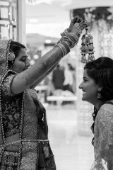 
Arnab Basu - Photographer in Delhi | www.dazzlerr.com