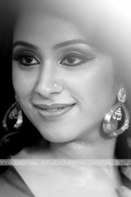 Luv Wadhwa - Photographer in Delhi | www.dazzlerr.com