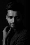 
Pawan Yadav - Photographer in Delhi | www.dazzlerr.com