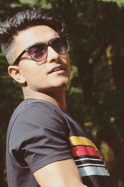 Kartik Nanda - Model in Kangra | www.dazzlerr.com