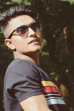 Kartik Nanda - Model in Kangra | www.dazzlerr.com