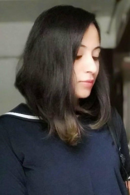Akanksha Sridhar - Hair Stylist in Delhi | www.dazzlerr.com