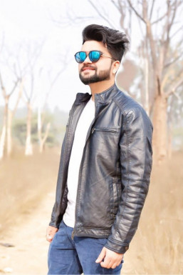 Vaibhav Sharma - Photographer in Chandigarh | www.dazzlerr.com