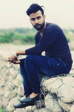 Anil Kumar - Photographer in Hamirpur | www.dazzlerr.com