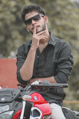 Axim Khan - Model in Darbhanga | www.dazzlerr.com