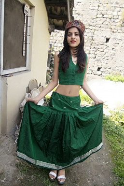 Diksha - Model in Kullu | www.dazzlerr.com