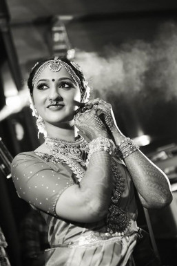 Eastwood Studios - Photographer in Chennai | www.dazzlerr.com