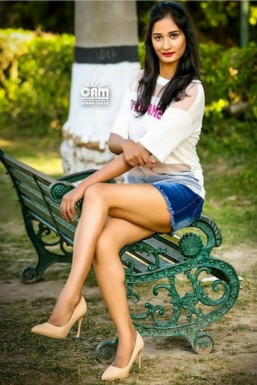 Santosh Kumari - Model in Solan | www.dazzlerr.com