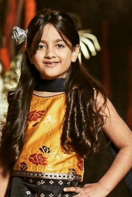 Angelika - Model in Ludhiana | www.dazzlerr.com