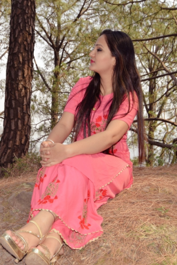 Shabnam Manhas - Model in Chandigarh | www.dazzlerr.com