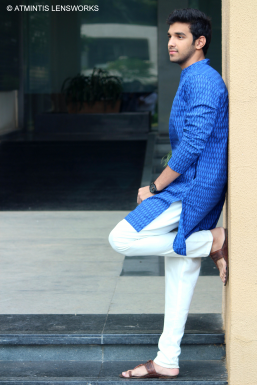 Lalit Singh - Actor in  | www.dazzlerr.com