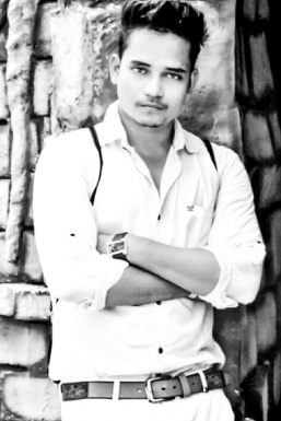 Jatin Jitzz - Model in Bhuj | www.dazzlerr.com