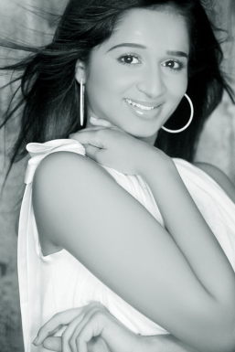 Sheetal Pandya - Model in Mumbai | www.dazzlerr.com