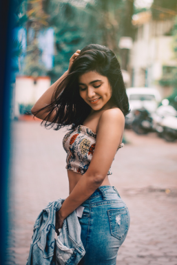 Sonika Bawra - Model in Mumbai | www.dazzlerr.com