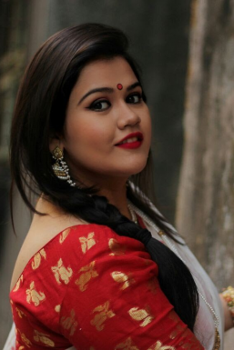 Akshaya Naik - Model in Mumbai | www.dazzlerr.com