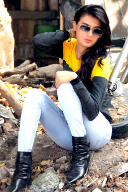 Ravisha Parikh - Model in Mumbai | www.dazzlerr.com
