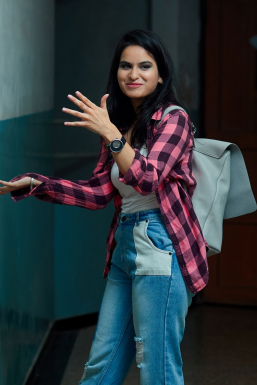 Bharti Kumaria - Model in Mumbai | www.dazzlerr.com