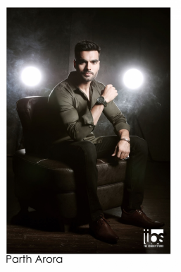 Parth Arora - Model in Mumbai | www.dazzlerr.com