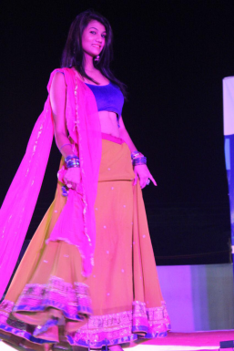 Prachi Bahadure - Model in Mumbai | www.dazzlerr.com