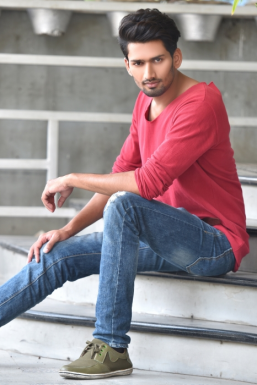 Rahul Patidar - Model in Mumbai | www.dazzlerr.com