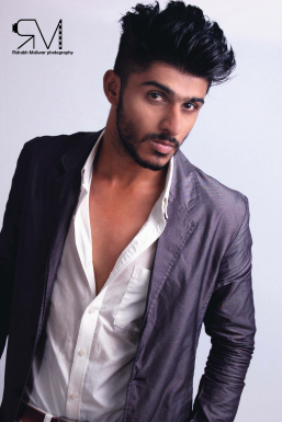 Mihir Thakkar - Model in Mumbai | www.dazzlerr.com