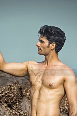 Vivek Naithani - Model in Mumbai | www.dazzlerr.com