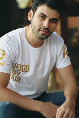 Himanshu Ahuja - Model in Mumbai | www.dazzlerr.com