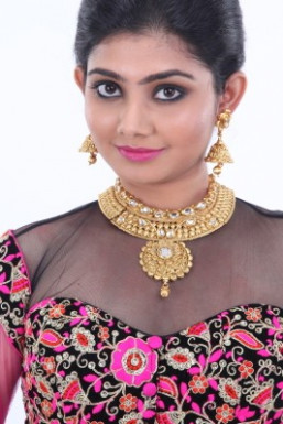 Urmimalaa Sinha Roy - Model in Mumbai | www.dazzlerr.com