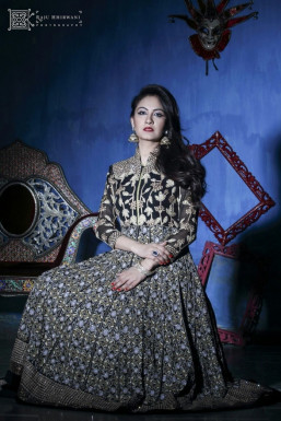 Priya Chhabra - Model in Mumbai | www.dazzlerr.com