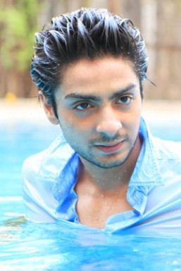 Shekhar Gill - Model in Mumbai | www.dazzlerr.com