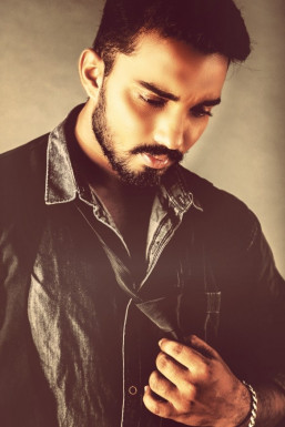 Mayank Singh - Model in Mumbai | www.dazzlerr.com