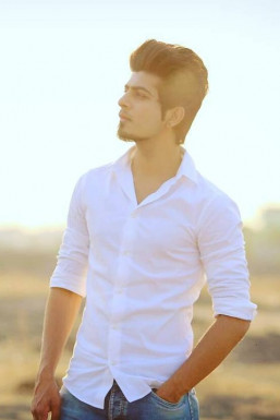 Rohit Waikos - Model in Mumbai | www.dazzlerr.com