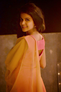 Bhagyashree Dalvi - Model in Mumbai | www.dazzlerr.com